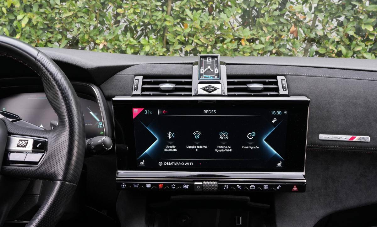 ds-ds-7-crossback-2022-hibrido-a-gasolina-1598cc