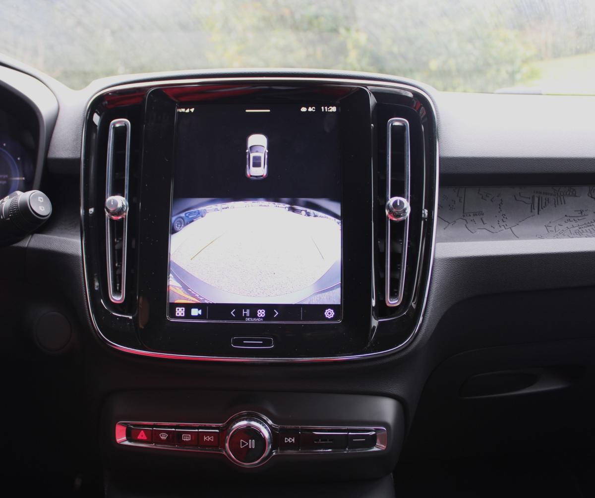 volvo-xc40-2022-eletrico-500cc