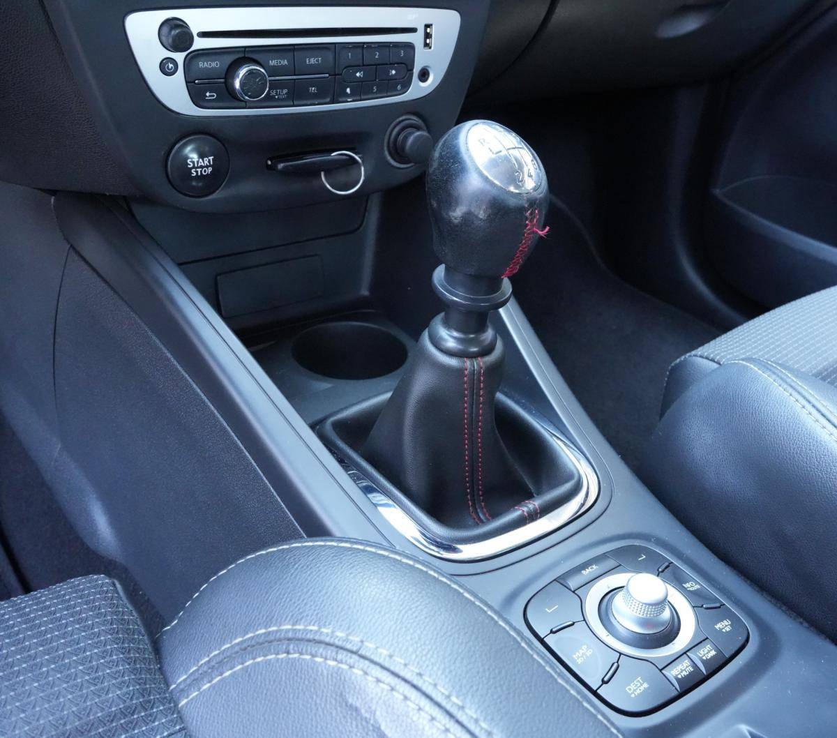 renault-megane-coupe-2012-diesel-1598cc