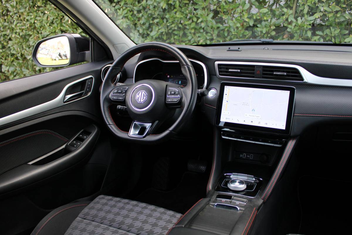mg-zs-2023-eletrico-500cc