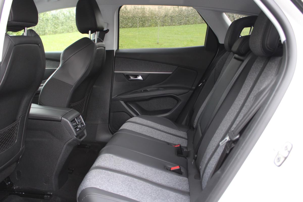 peugeot-3008-2019-diesel-1499cc