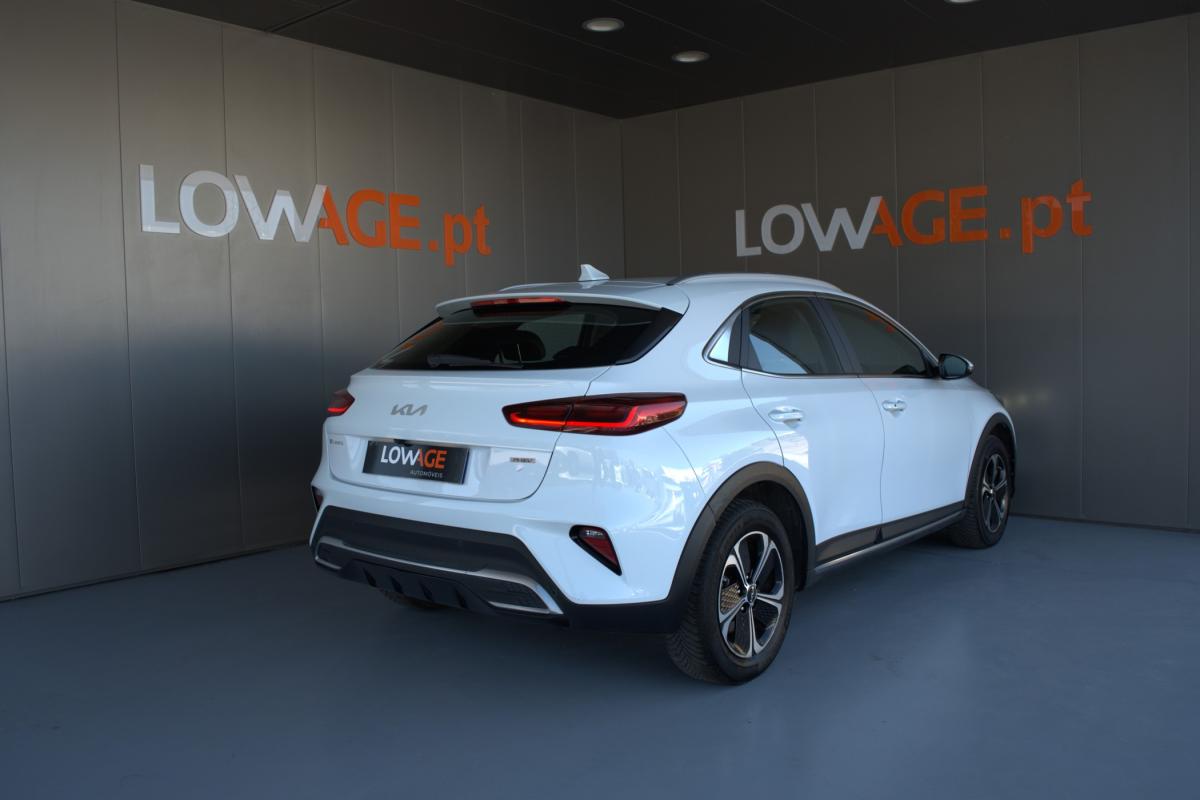 kia-xceed-2023-hibrido-a-gasolina-1580cc