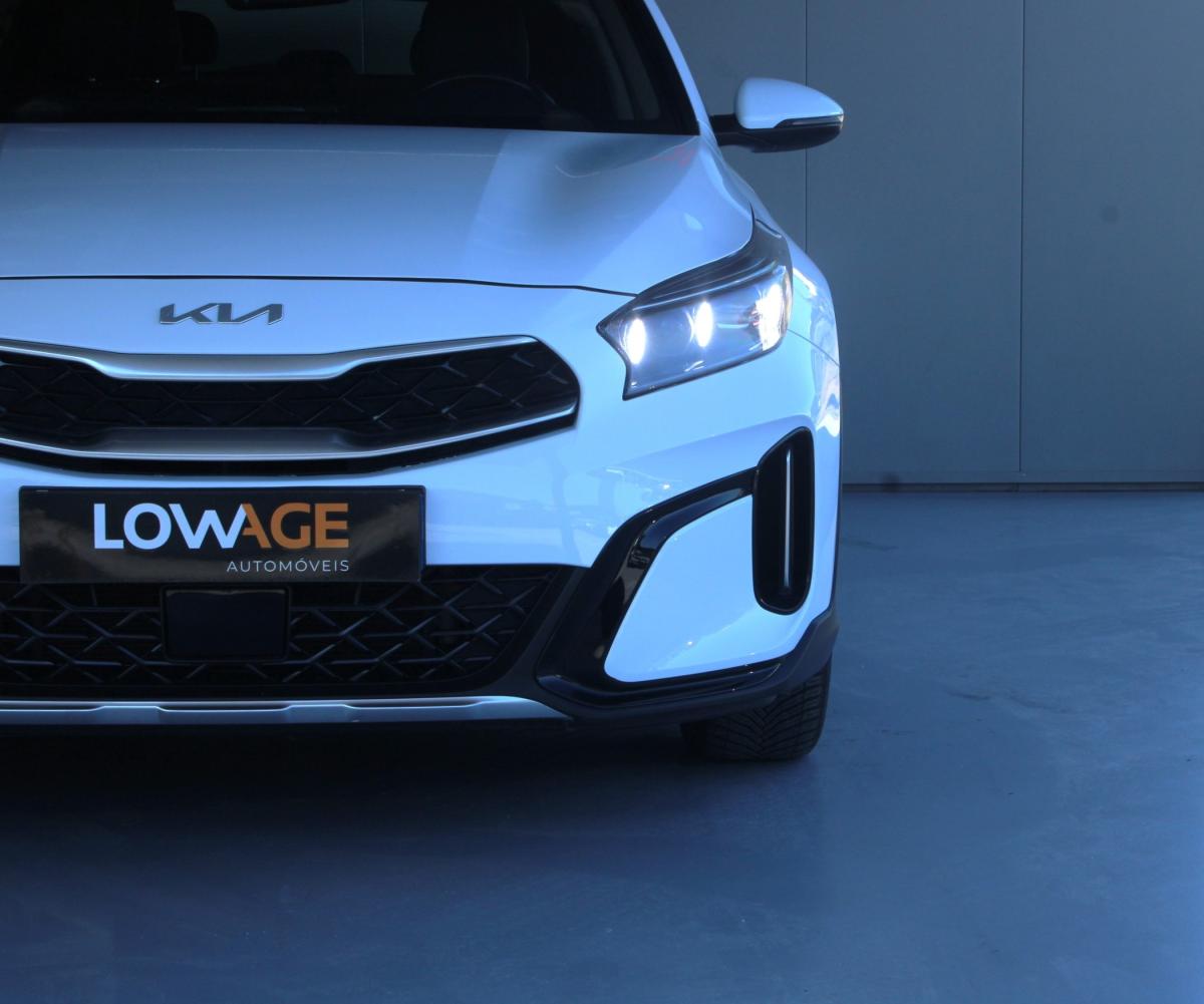kia-xceed-2023-hibrido-a-gasolina-1580cc