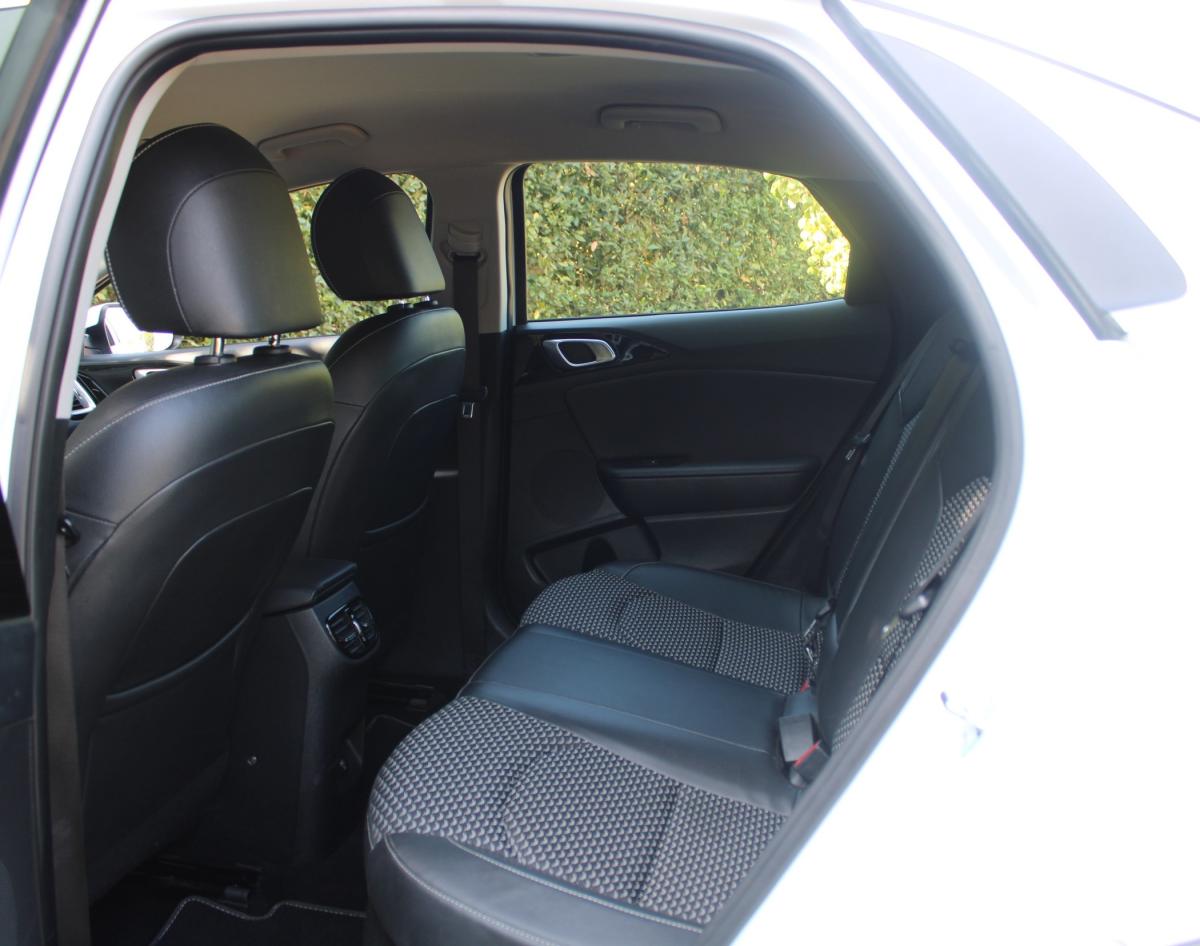 kia-xceed-2023-hibrido-a-gasolina-1580cc