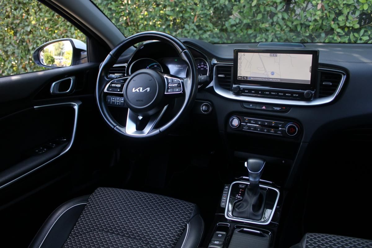kia-xceed-2023-hibrido-a-gasolina-1580cc