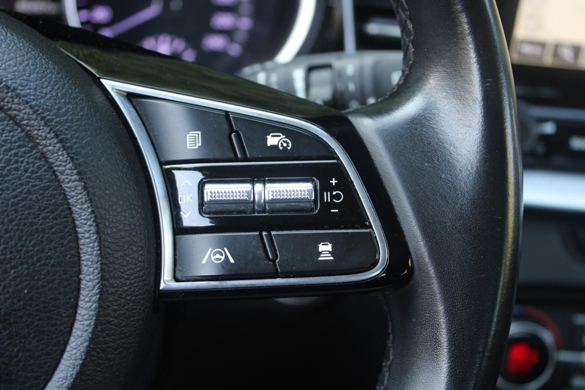 kia-xceed-2023-hibrido-a-gasolina-1580cc
