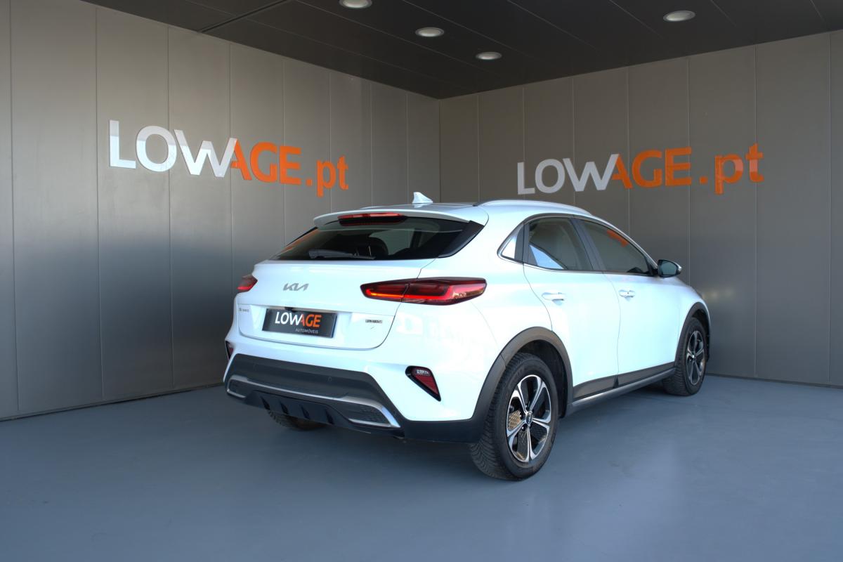 kia-xceed-2023-hibrido-a-gasolina-1580cc