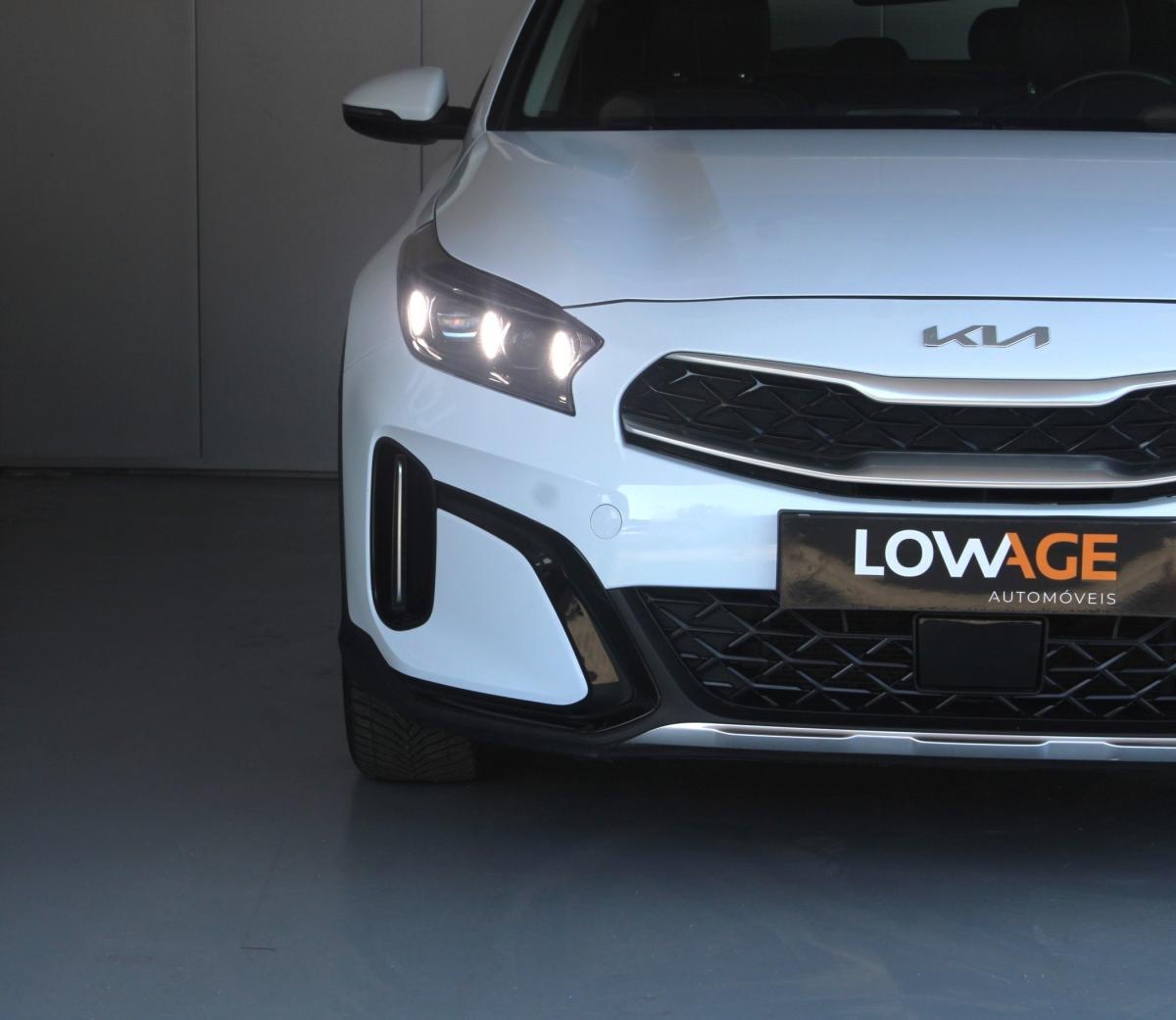 kia-xceed-2023-hibrido-a-gasolina-1580cc
