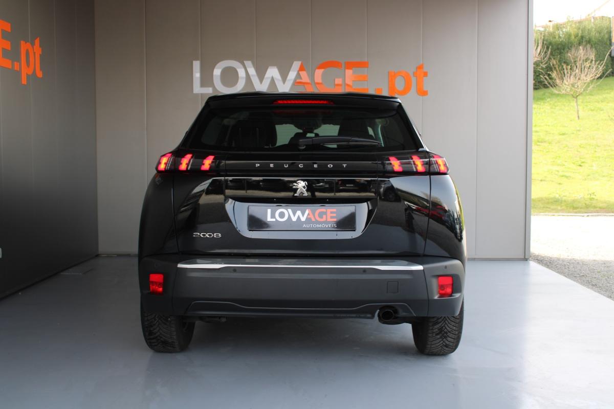 peugeot-2008-2021-gasolina-1199cc