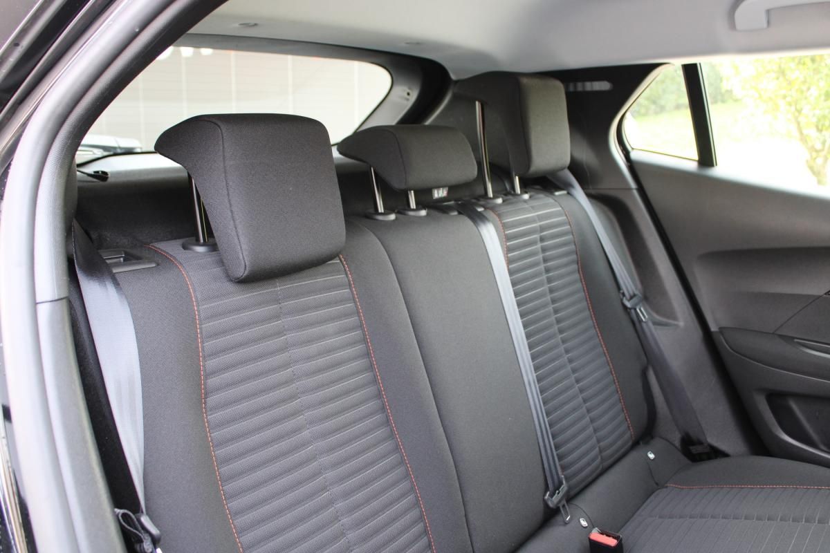 peugeot-2008-2021-gasolina-1199cc