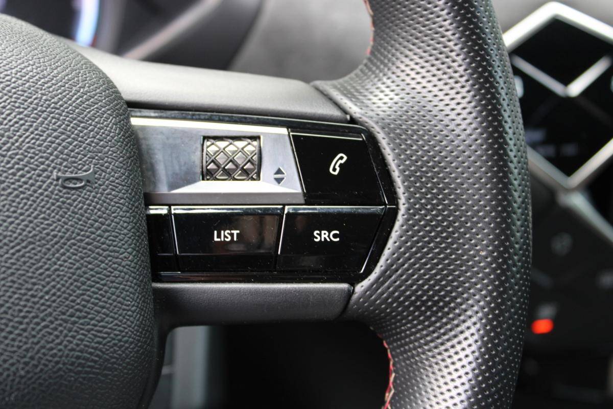 ds-ds-3-crossback-2022-eletrico-500cc