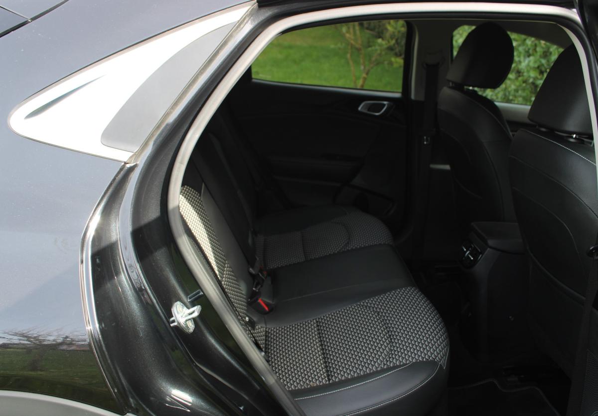 kia-xceed-2022-hibrido-a-gasolina-1580cc