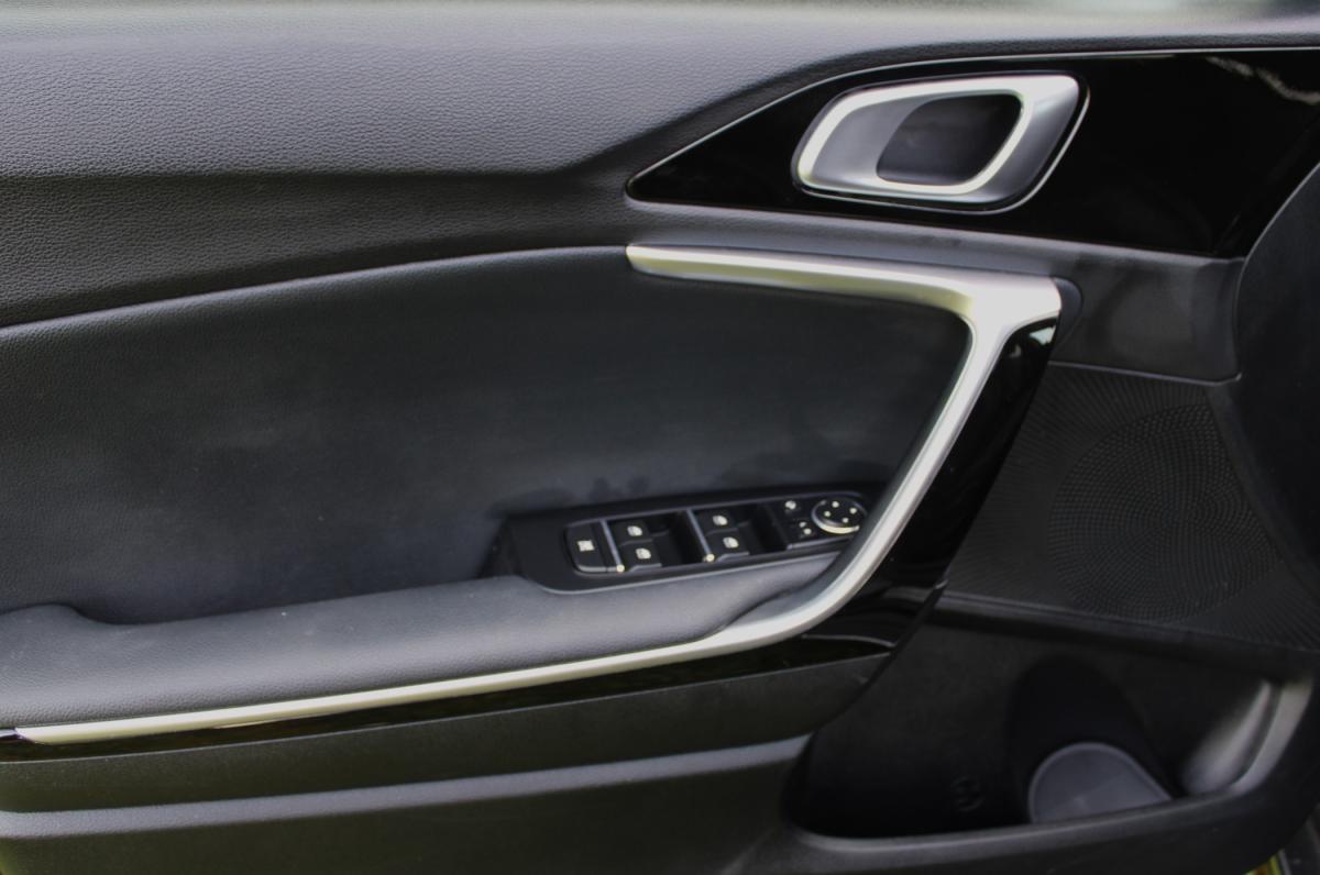 kia-xceed-2022-hibrido-a-gasolina-1580cc