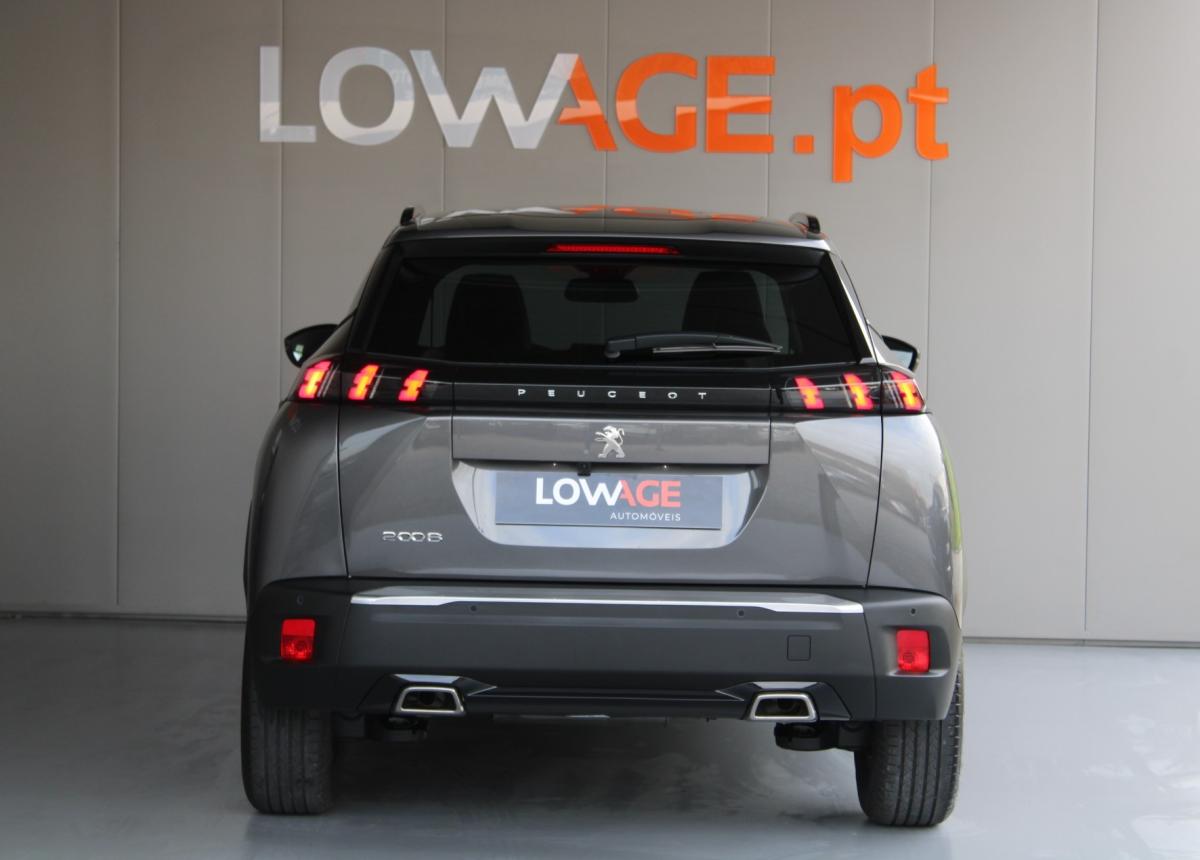peugeot-2008-2022-gasolina-1199cc