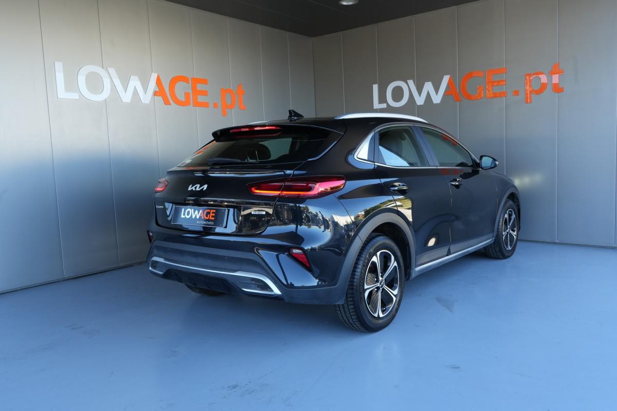kia-xceed-2023-hibrido-a-gasolina-1580cc