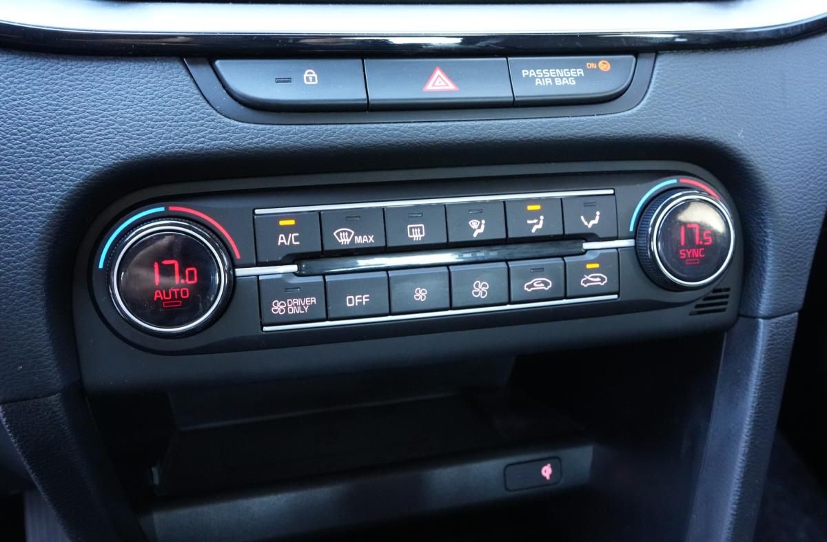 kia-xceed-2023-hibrido-a-gasolina-1580cc