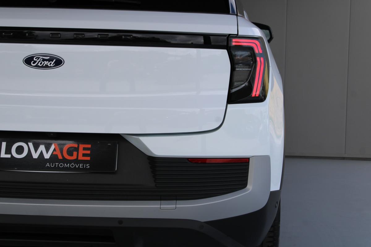 ford-explorer-2024-eletrico-500cc