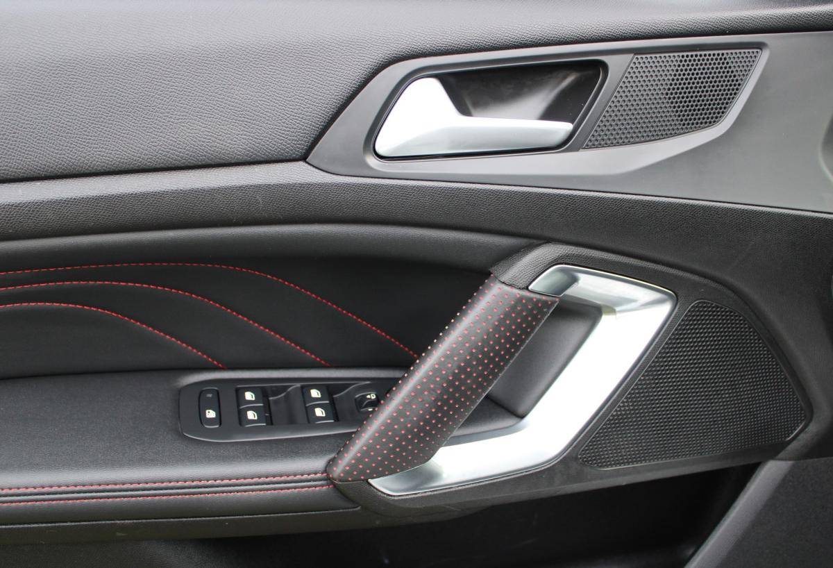 peugeot-308-sw-2019-gasolina-1199cc