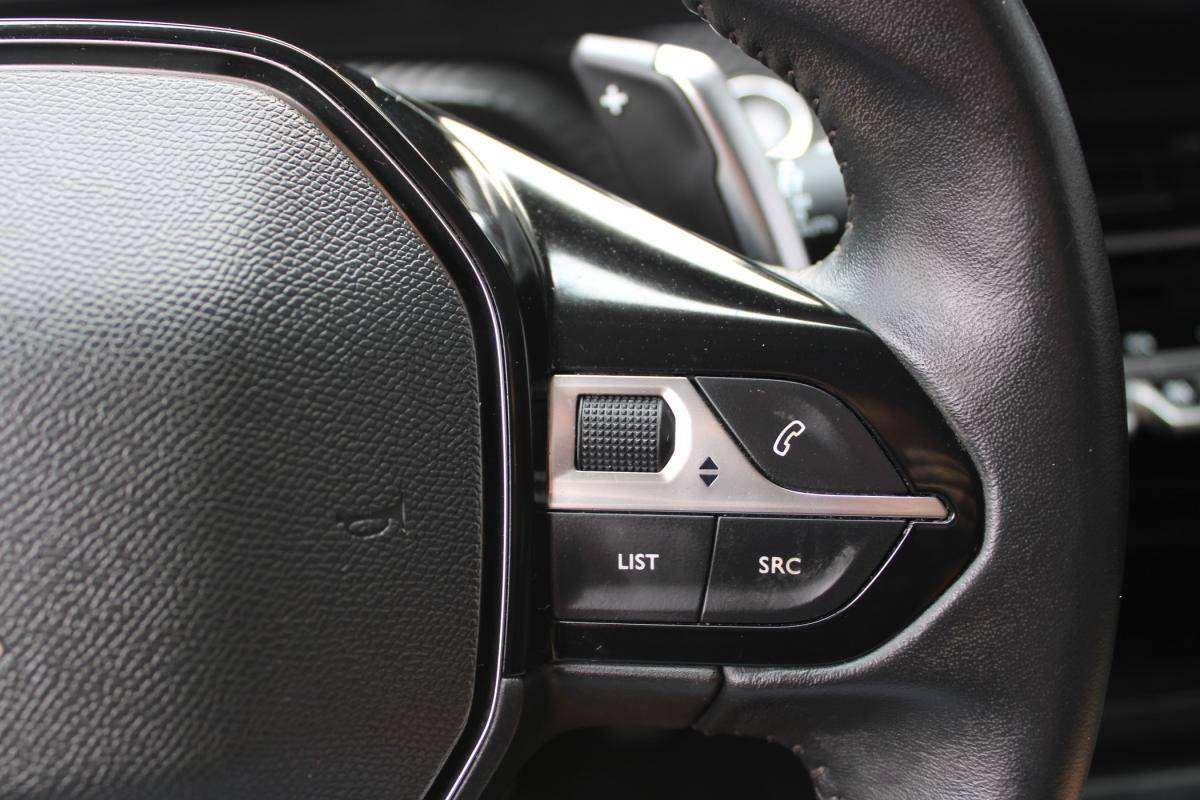 peugeot-2008-2021-gasolina-1199cc