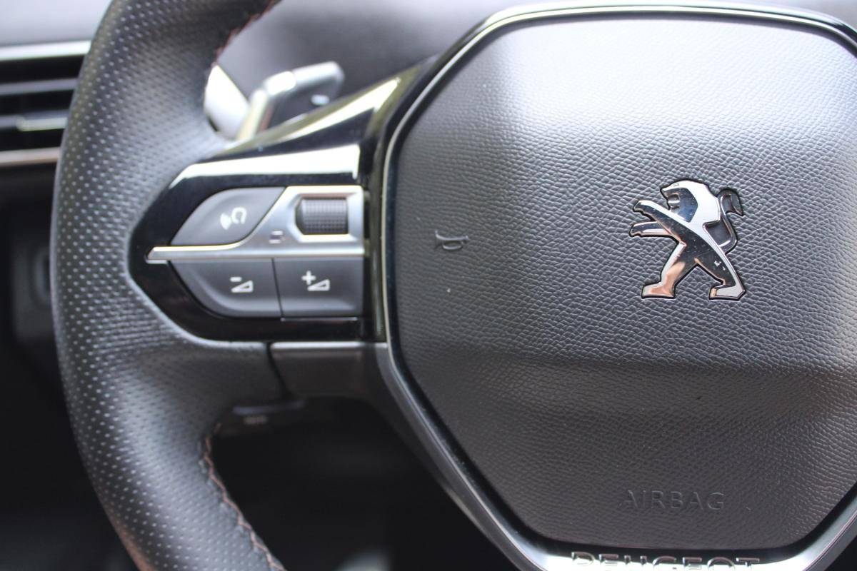 peugeot-3008-2022-hibrido-a-gasolina-1598cc