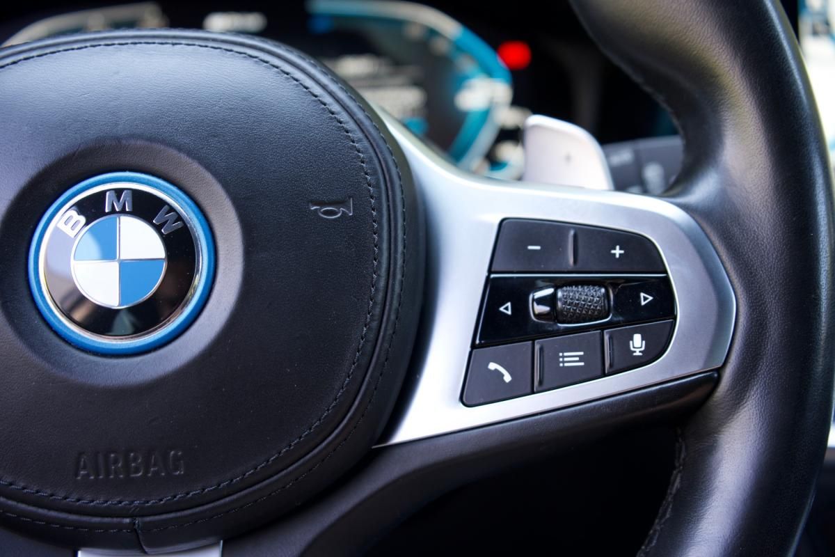 bmw-serie-3-2022-hibrido-a-gasolina-1998cc