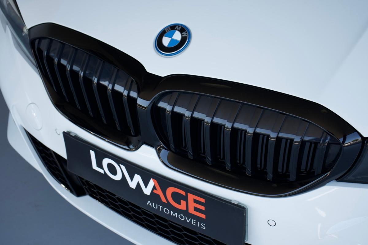 bmw-serie-3-2022-hibrido-a-gasolina-1998cc