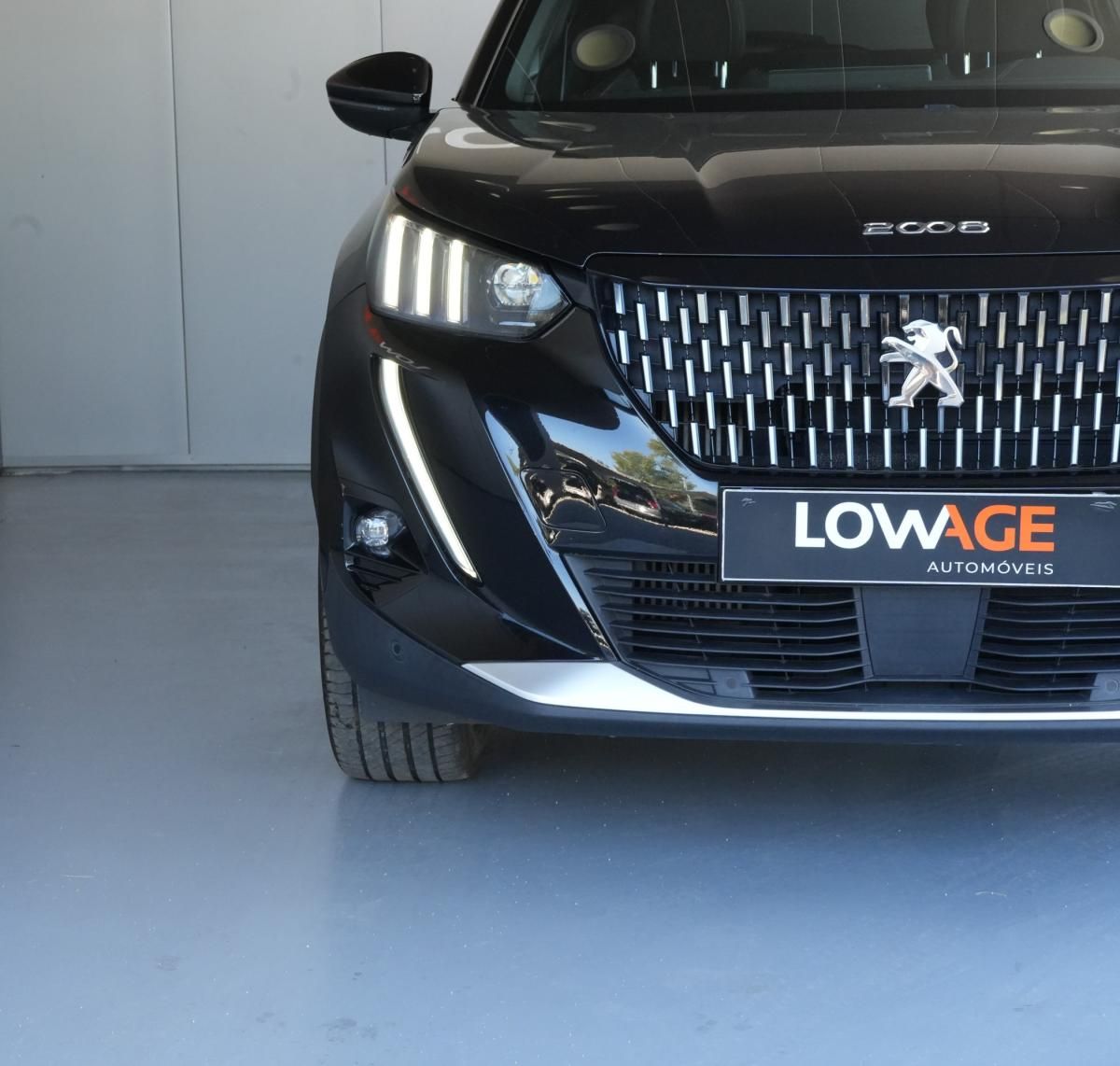 peugeot-2008-2022-gasolina-1199cc
