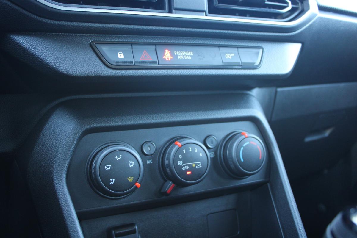 dacia-sandero-2024-gasolina-999cc