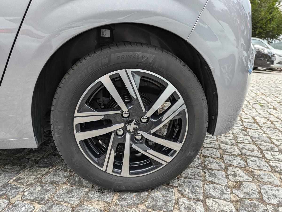 peugeot-208-1-2-puretech-2025-gasolina-1199cc