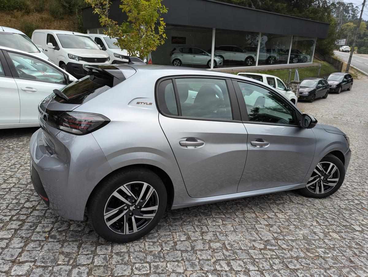 peugeot-208-1-2-puretech-2025-gasolina-1199cc