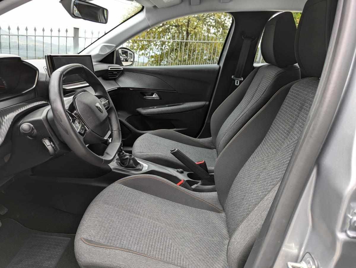 peugeot-208-1-2-puretech-2025-gasolina-1199cc