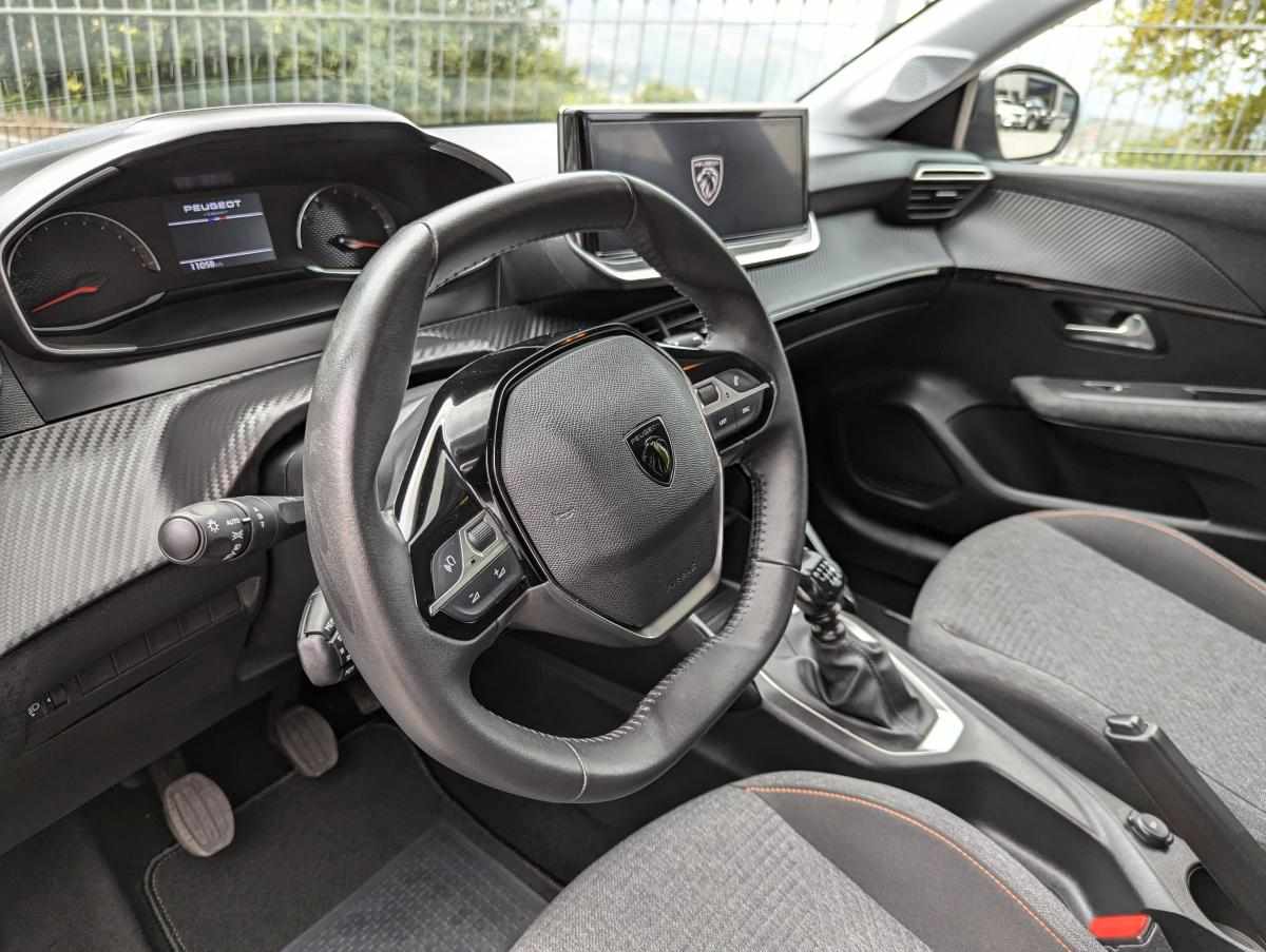 peugeot-208-1-2-puretech-2025-gasolina-1199cc