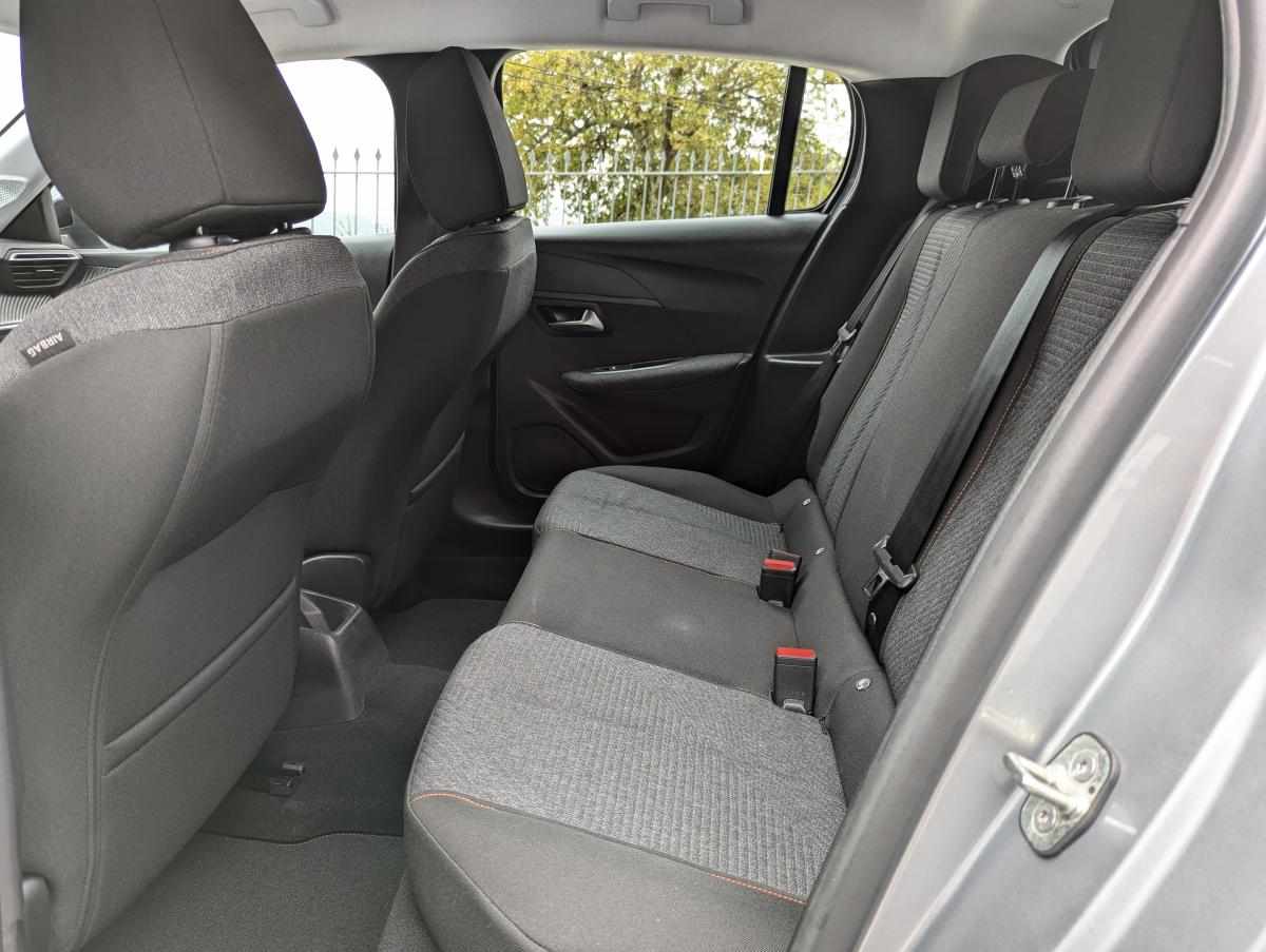 peugeot-208-1-2-puretech-2025-gasolina-1199cc