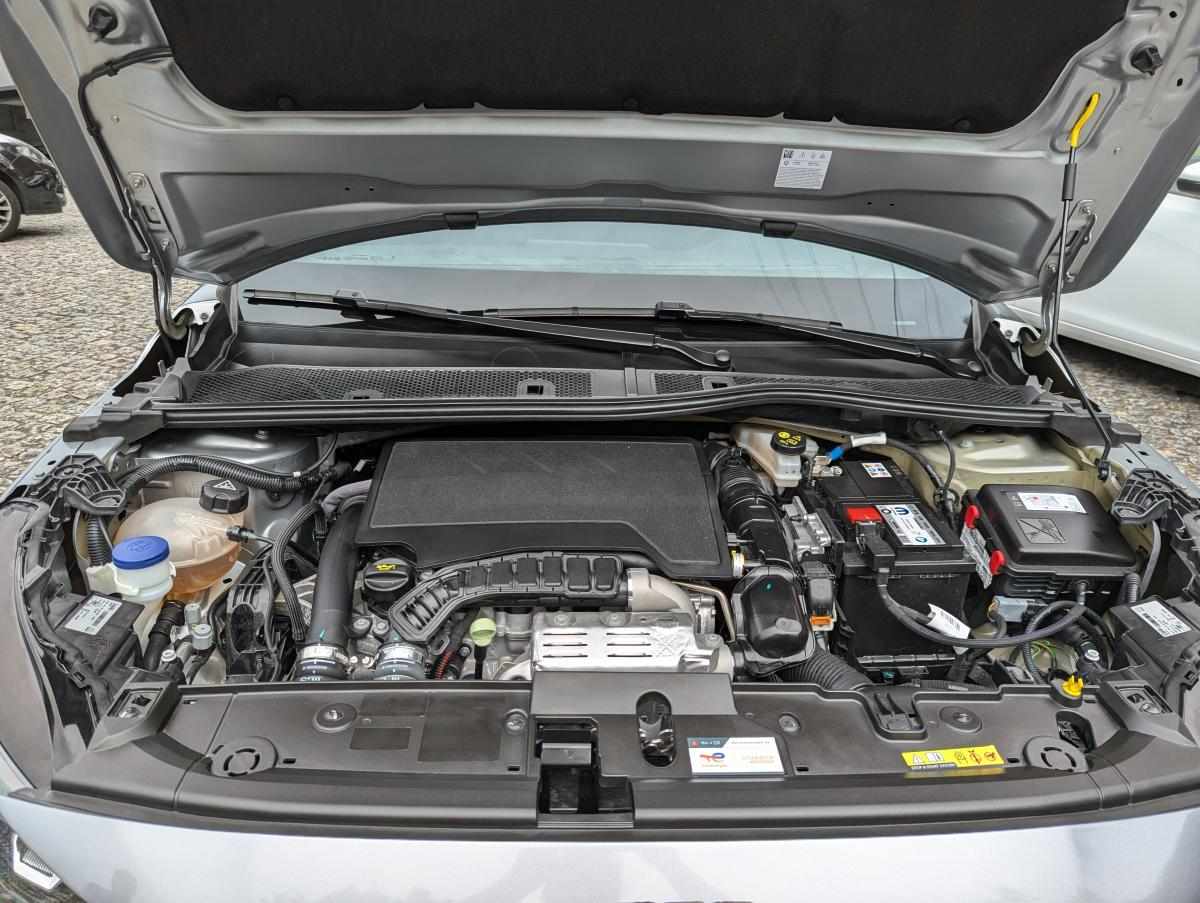 peugeot-208-1-2-puretech-2025-gasolina-1199cc