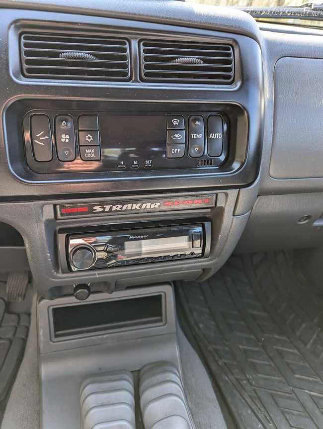 mitsubishi-l200-2-5-td-2003-diesel-2477cc