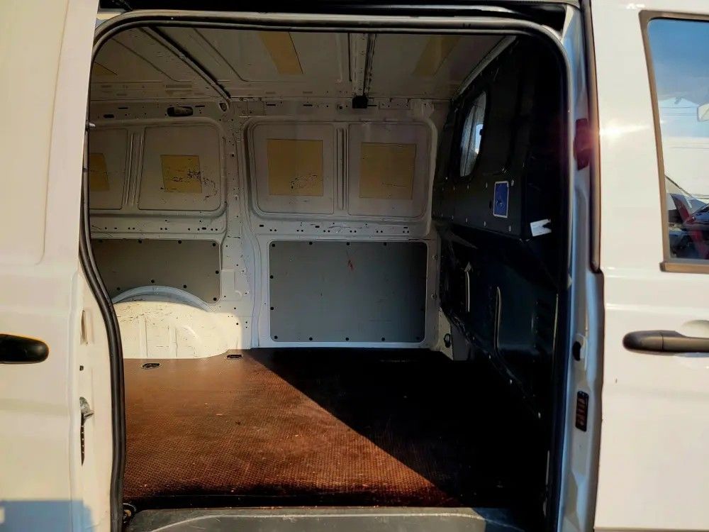 mercedes-benz-vito-2014-diesel-2143cc