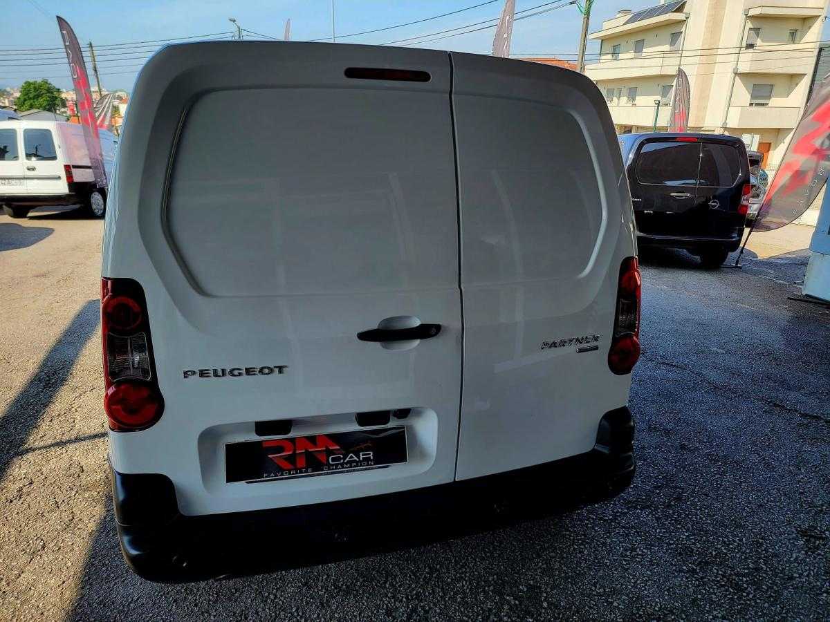 peugeot-partner-2016-diesel-1560cc