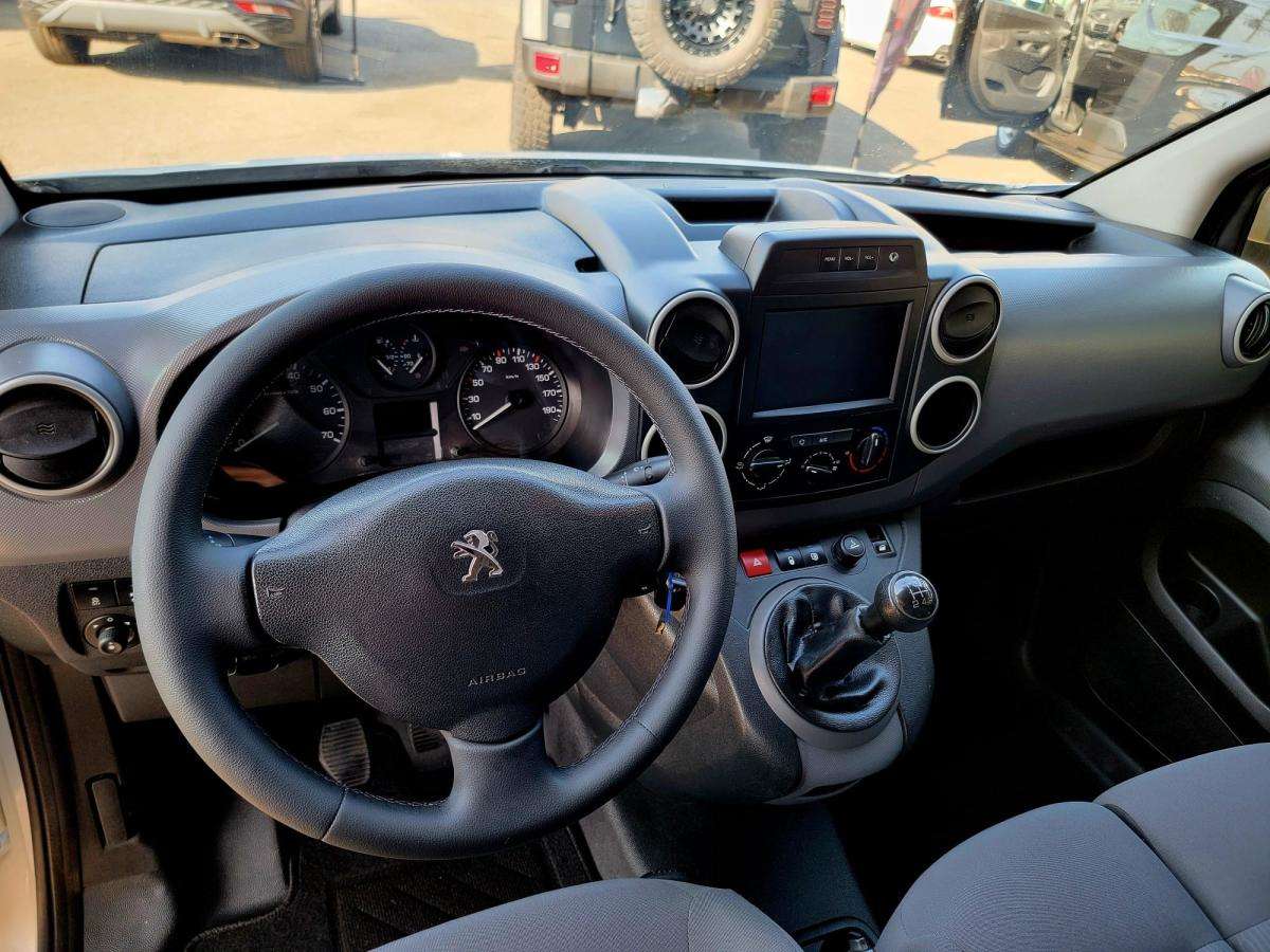 peugeot-partner-2016-diesel-1560cc