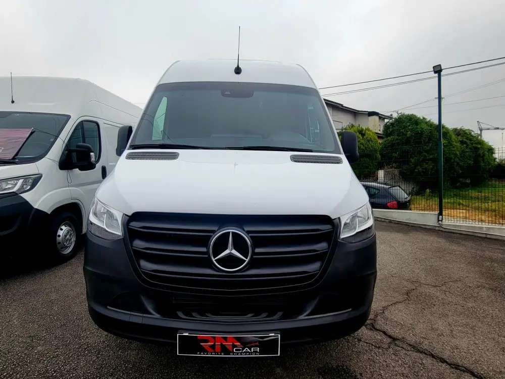 mercedes-benz-sprinter-2021-diesel-1950cc