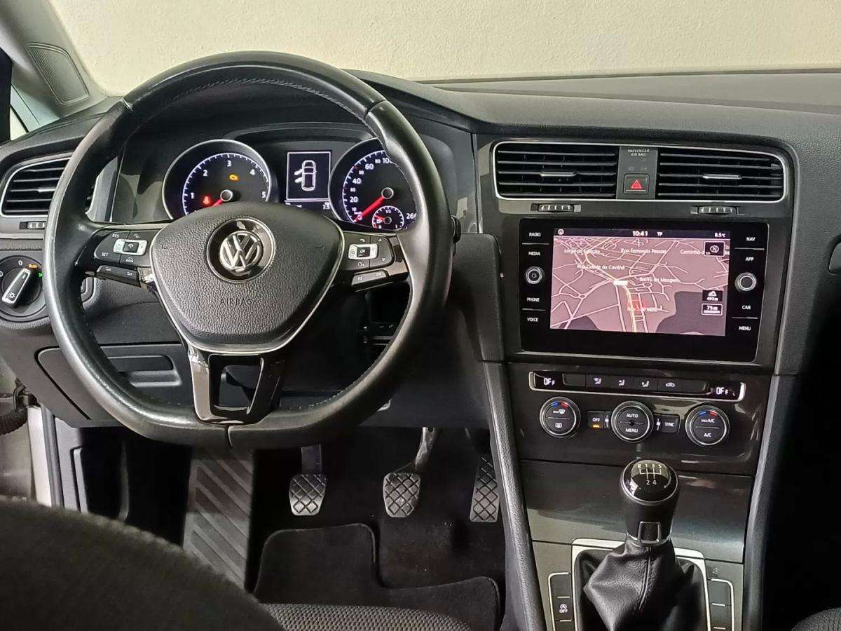 volkswagen-golf-2017-diesel-1598cc