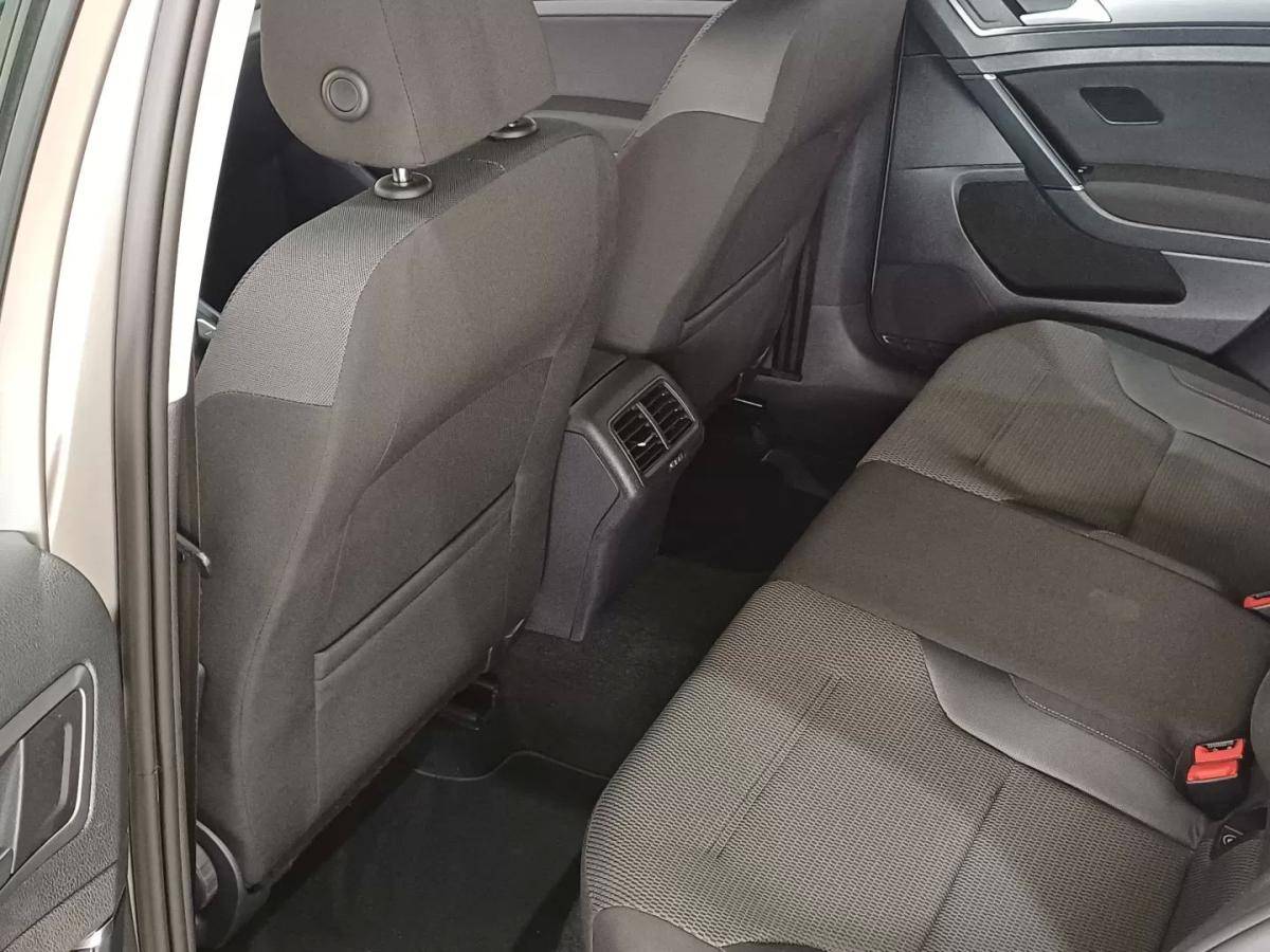 volkswagen-golf-2017-diesel-1598cc