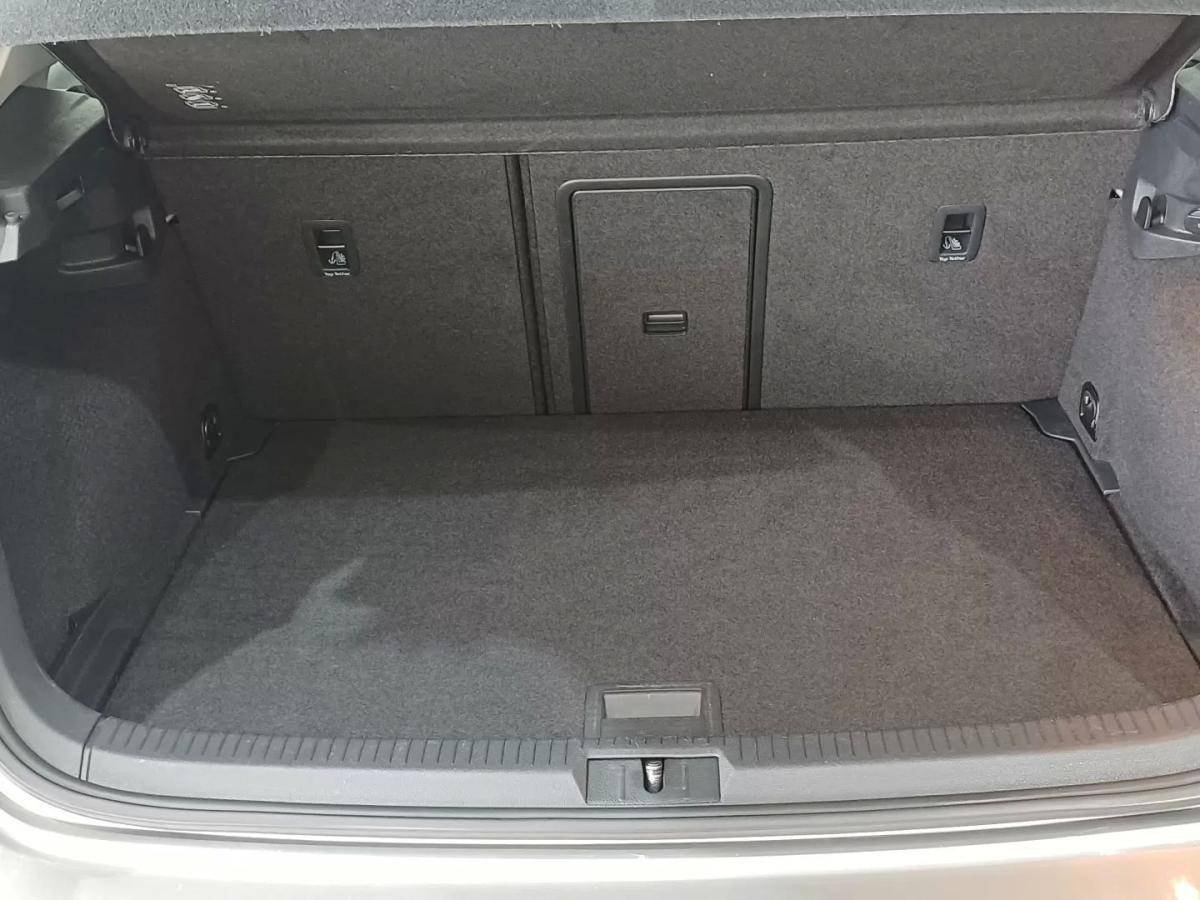 volkswagen-golf-2017-diesel-1598cc