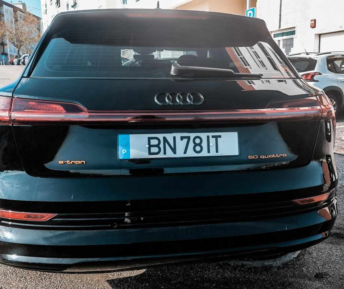 audi-e-tron-50-quattro-2022-eletrico