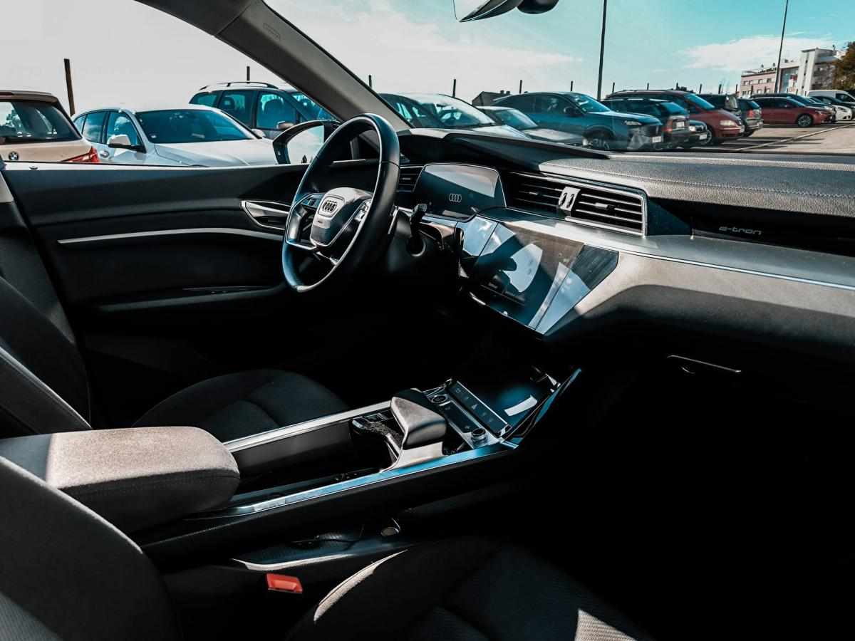 audi-e-tron-50-quattro-2022-eletrico
