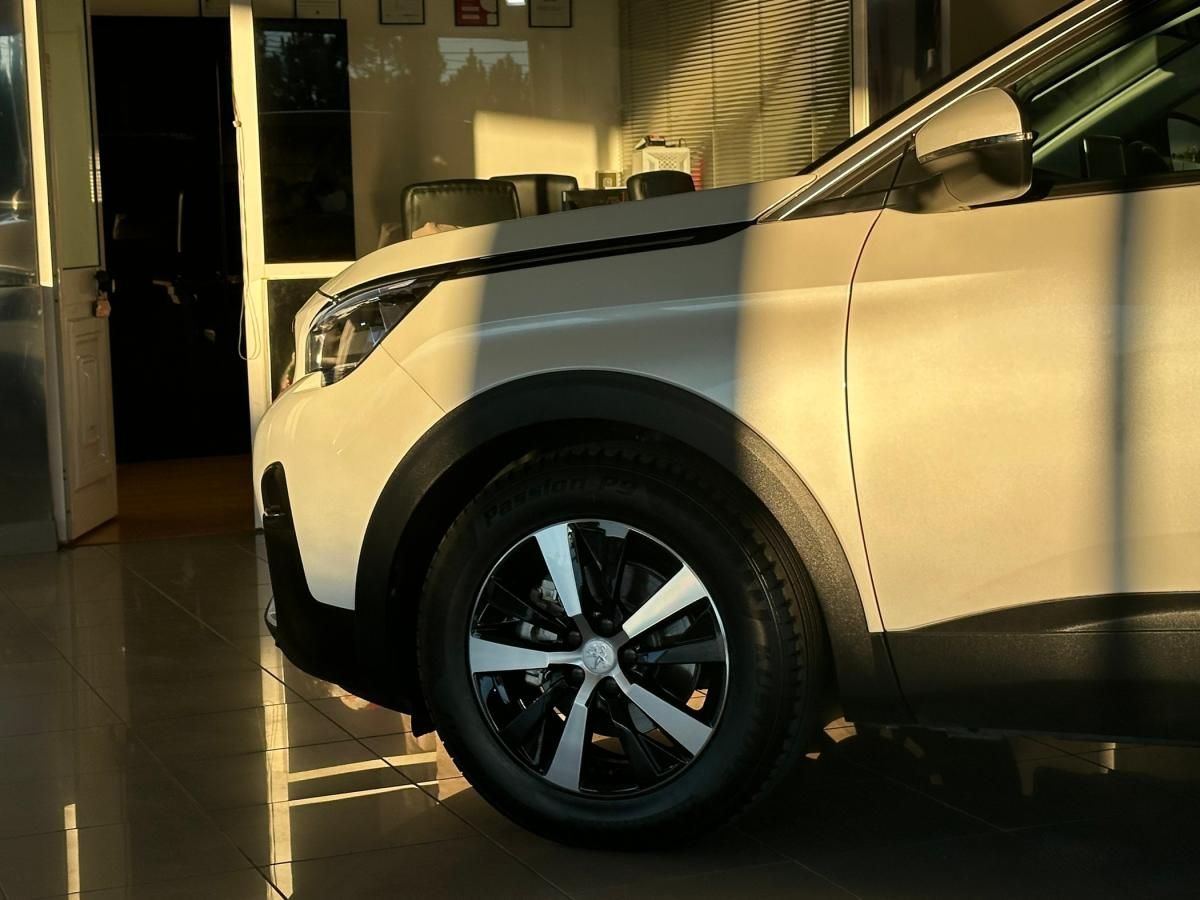 peugeot-3008-2019-diesel-1499cc