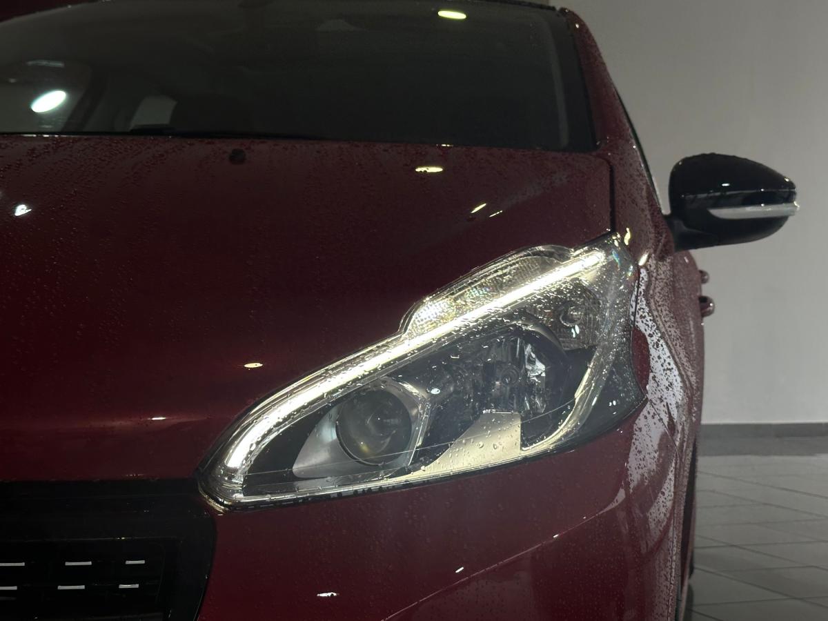 peugeot-208-2017-gasolina-1199cc