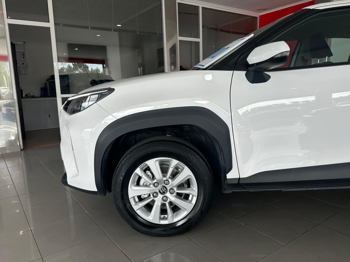 toyota-yaris-cross-2022-hibrido-a-gasolina-1490cc