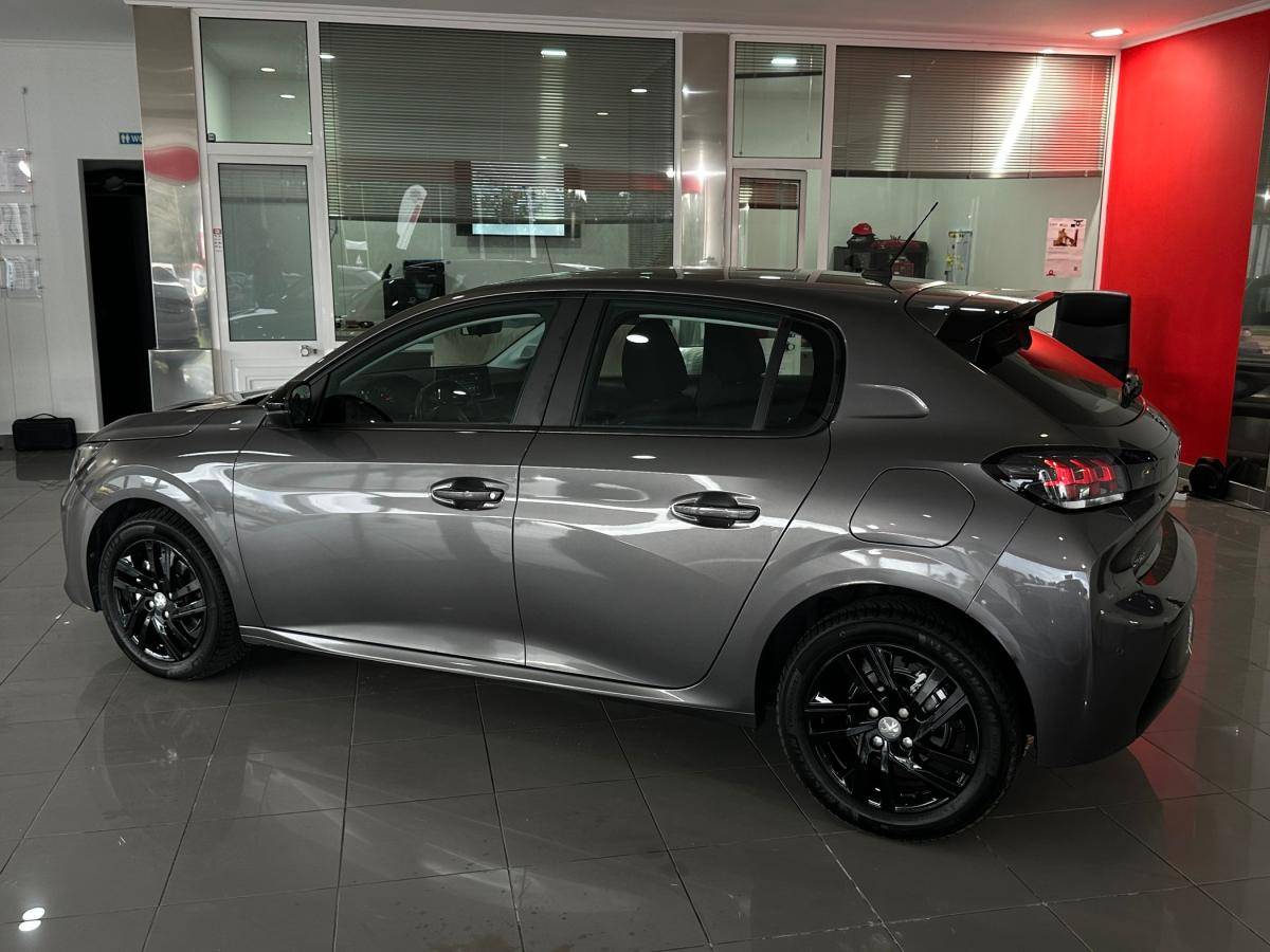 peugeot-208-2022-gasolina-1199cc