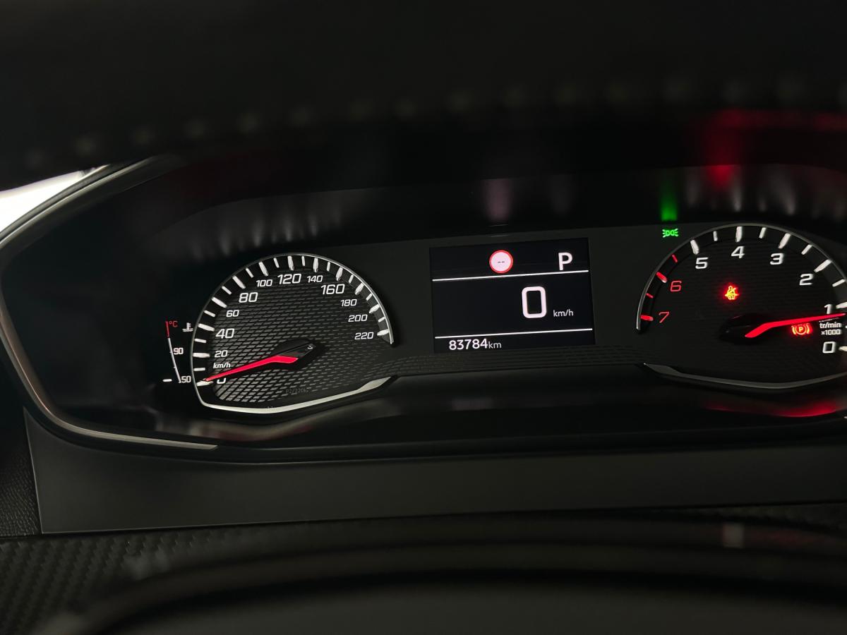 peugeot-208-2022-gasolina-1199cc