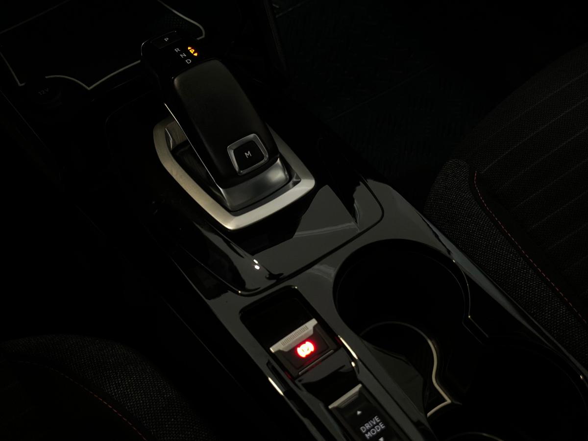 peugeot-208-2022-gasolina-1199cc